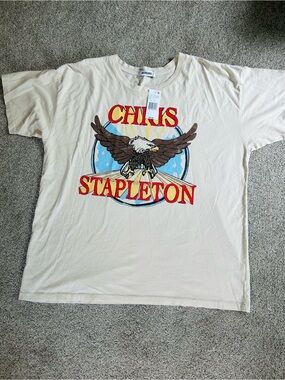 Chris Stapleton Daydreamer Graphic Tee - Cream with Red & Blue Print